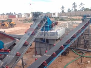 Hammer crusher for manganese processing plant